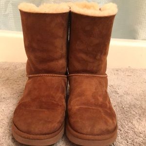 UGG Chestnut bailey bow boots